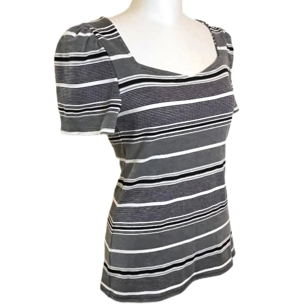 Express Black & White Short Sleeve Striped Tee Shirt Size Medium - Picture 4 of 7